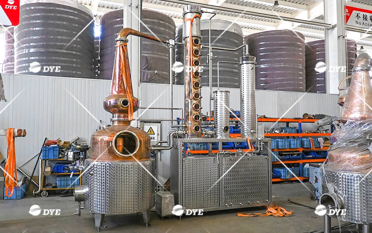 1000л перегонный куб для джина, оборудование для дистилляции виски, дистиллятор для бренди, завод по производству рома для продажи 