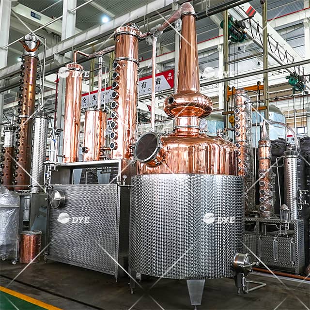 1000L Медная +Оборудование из нержавеющей стали Многофункциональная дистилляция колонка виски.