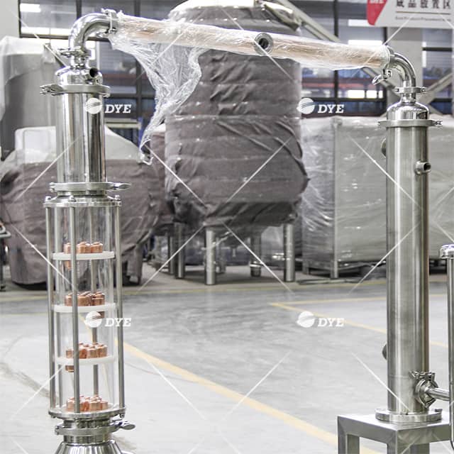 Оборудование для мелкосерийной дистилляции 30 л. Домашний перегонный аппарат. Небольшая мастерская. Ликероводочный завод. Мелкомасштабная дистилляция для начинающих.